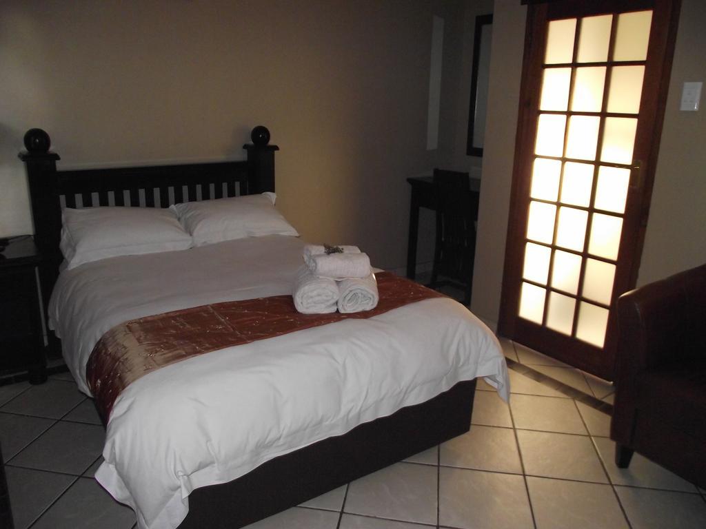 Njala Guest House Middelburg  Room photo