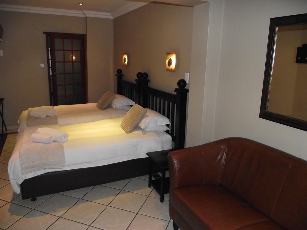 Njala Guest House Middelburg  Room photo